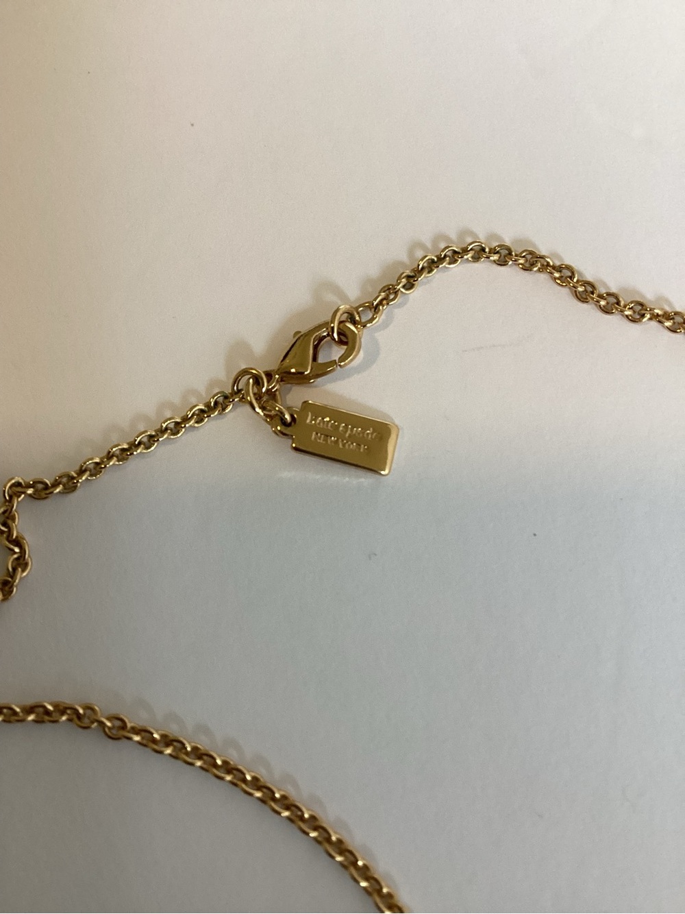 Kate Spade New York LOVE Key Pendant Necklace Rare Archived Dust Bag - Picture 2 of 12